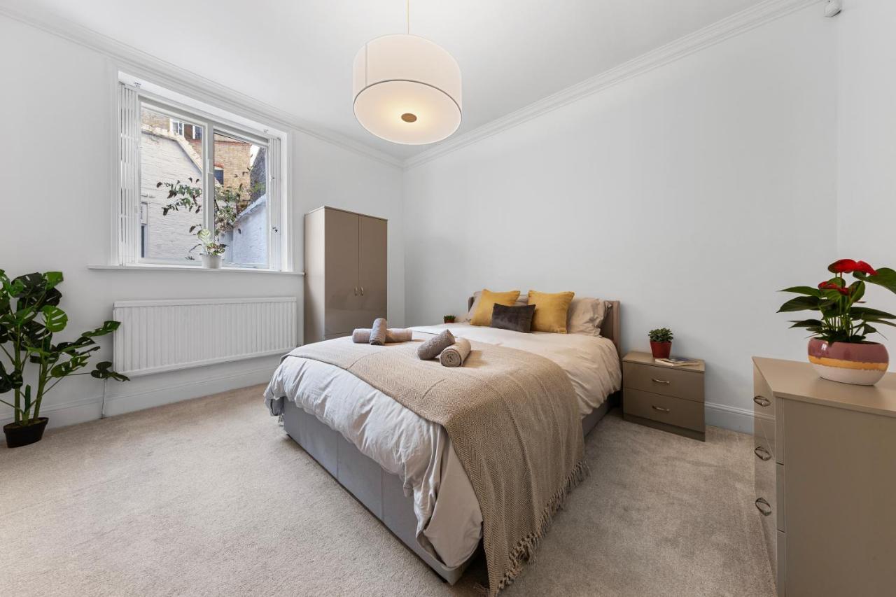 Harrods 2 Bed Lux Flat W/Patio Lägenhet London Exteriör bild
