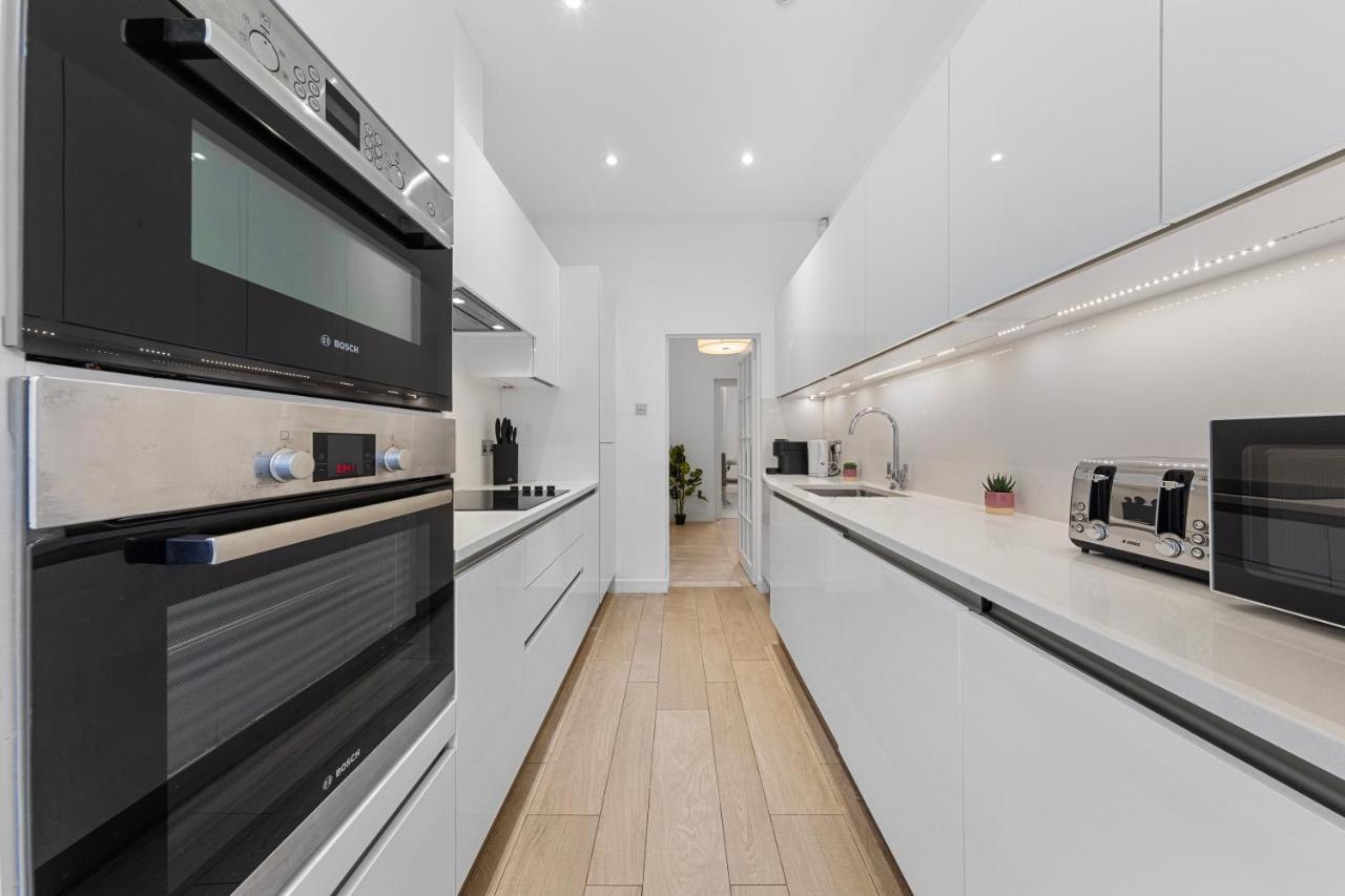 Harrods 2 Bed Lux Flat W/Patio Lägenhet London Exteriör bild