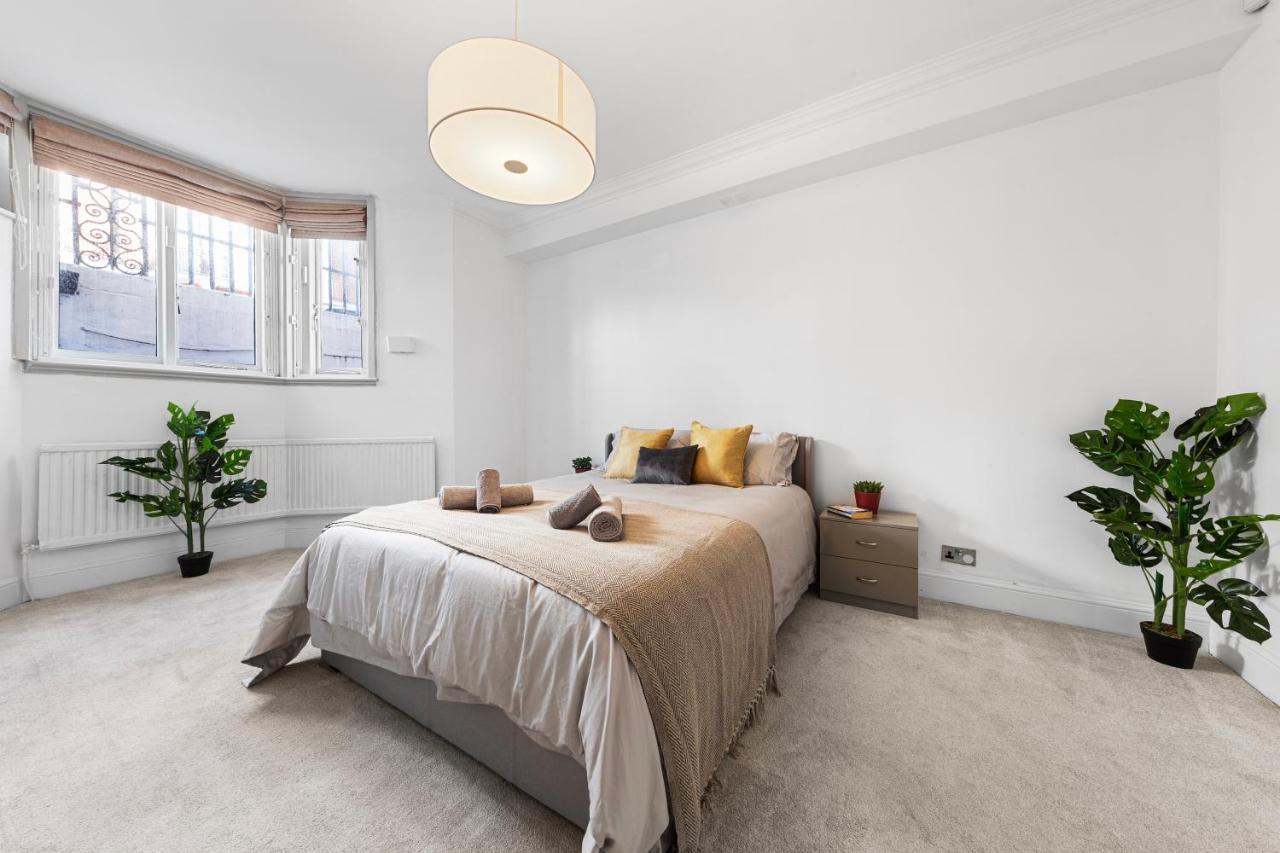 Harrods 2 Bed Lux Flat W/Patio Lägenhet London Exteriör bild